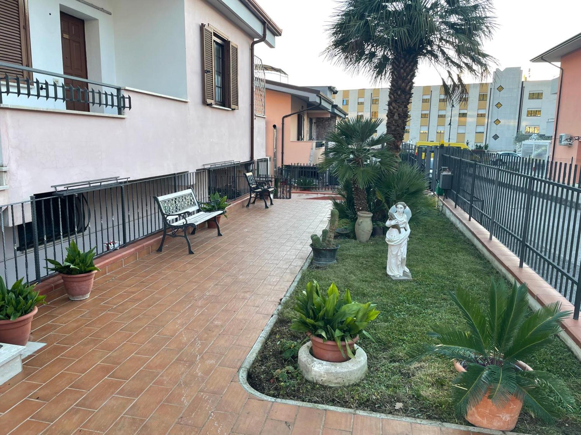 Villa Antonella Pozzilli Buitenkant foto